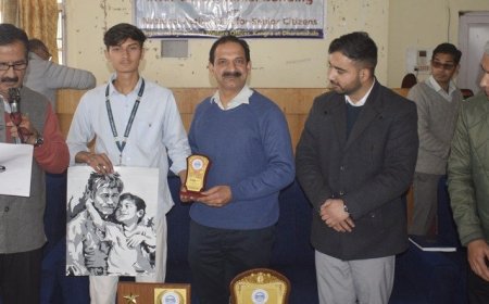 वर्तमान समय में पीढ़ियों के बीच संवाद और समन्वय अत्यंत आवश्यक: विनय कुमार