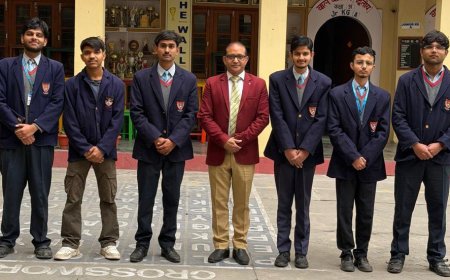 जेईई में छाए जीएवी के 7 छात्र