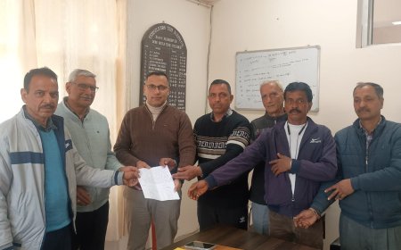 नई पंचायत के विरोध में उतरे ग्रामीण, CM से गुहार