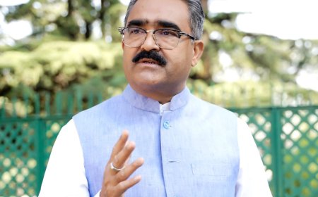 हिमकेयर-आयुष्मान ठप, रोबोटिक सर्जरी महंगी, स्वास्थ्य के नाम पर जनता से विश्वासघात : बिक्रम ठाकुर