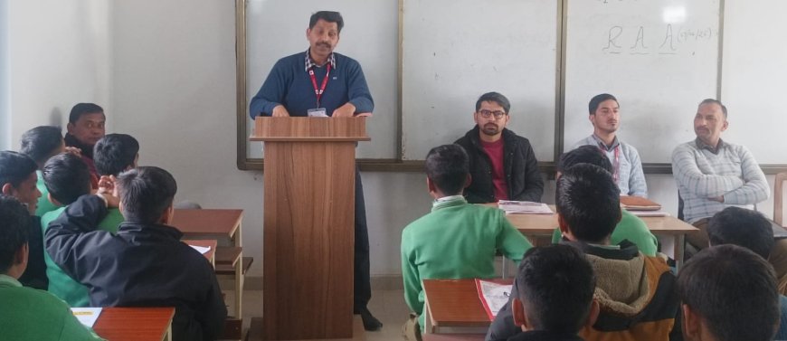 जलाड़ी स्कूल में डाकघर योजनाओं पर जागरूकता, बच्चों को मिली सीख