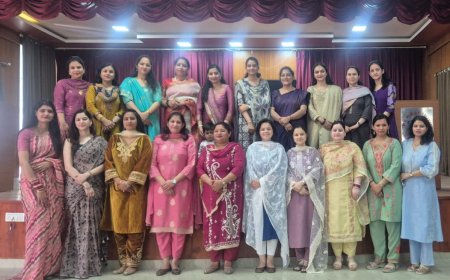 DAV कॉलेज कांगड़ा में महिला सशक्तिकरण को आगे बढ़ाने का लिया संकल्प