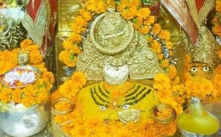 हिमाचल में नवरात्र की धूम, मंदिरों में उमड़ी भीड़