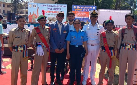 नादौन के कैडेट्स ने सूर्य किरण शो में बढ़ाया मान