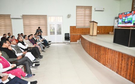 मंडी में ‘मन की बात’, पश्चिम एशिया की स्थिति पर पीएम की अपील