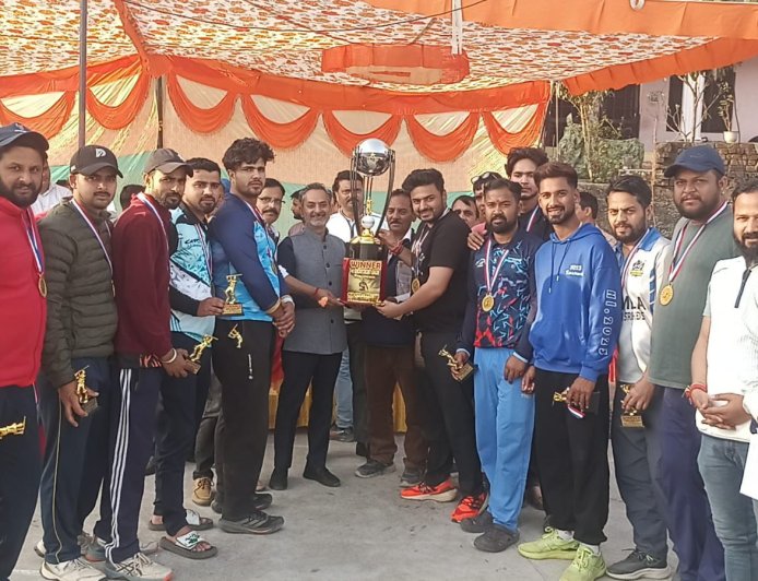 पुराना कांगड़ा में T10 लीग, TMC वीरता चैंपियन