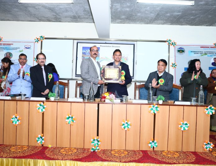 धर्मशाला में दो दिवसीय आपदा प्रबंधन अंतरराष्ट्रीय संगोष्ठी सम्पन्न