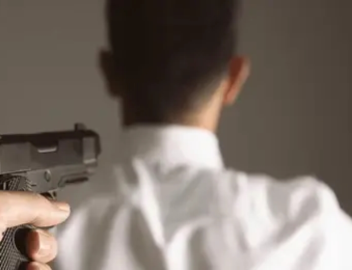 नेता के बेटे को दिनदहाड़े किडनैप करने की कोशिश