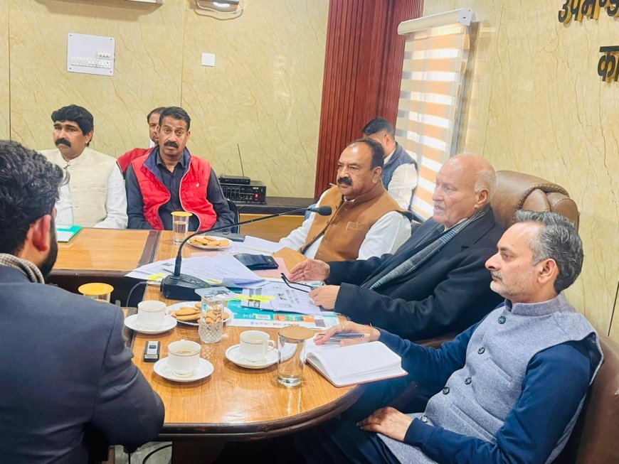 60% तक फसल बीमा करवाएं किसान: कृषि मंत्री