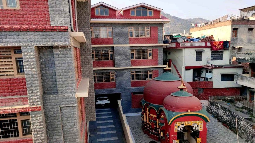 ऑनलाइन सेवाएं देने में मंडी नंबर-1, धर्मशाला पीछे