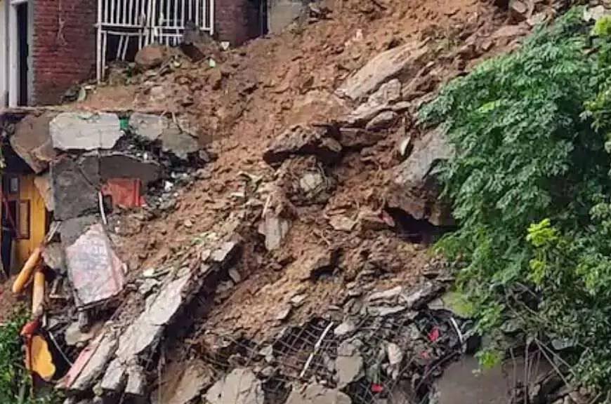 कुल्लू में भूस्खलन का खतरा, मकान खाली करवाए
