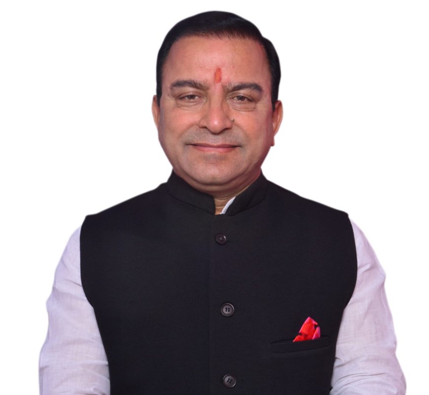 केंद्र सरकार द्वारा पेट्रोल-डीजल पर एक्साइज ड्यूटी में भारी कटौती का निर्णय 'ऐतिहासिक' और 'जन-हितैषी' : त्रिलोक कपूर