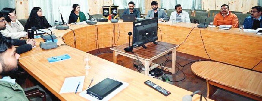 लाहुल-स्पीति में त्रुटिरहित जनगणना 2027 को लेकर दिया जा रहा प्रशिक्षण