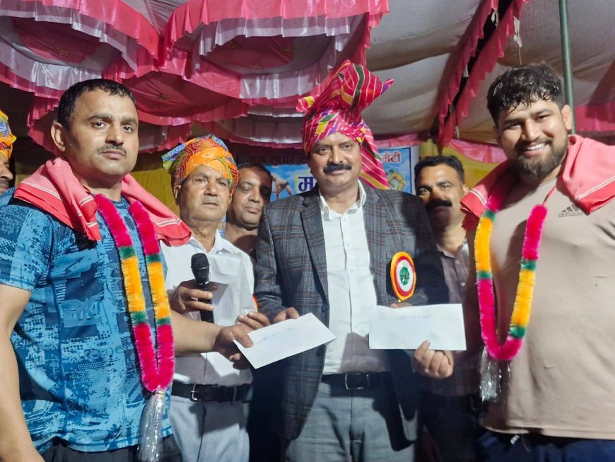 मंदल में पांच लाख से अखाड़ा बनाएंगे, 25 सोलर लाइटें भी लगेंगी : देवेंद्र जग्गी