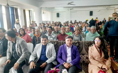 नगरोटा कॉलेज में इंटर जेनरेशनल बॉन्डिंग कैंप, निकिता के ‘साढ़े बांके हिमाचले दे शोरूआं नू चिट्टा खा गया’ गीत ने बांधा समां