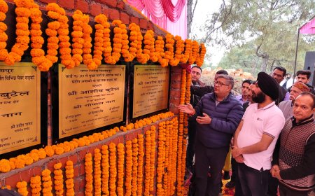 पालमपुर में विधायक आशीष बुटेल ने किए लाखों  के विकास कार्यों के उद्घाटन व शिलान्यास