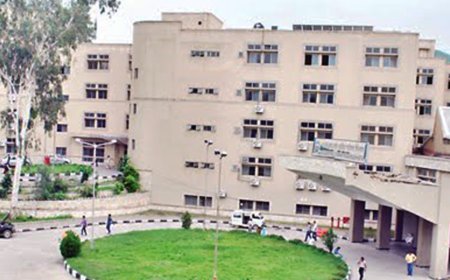 टांडा मेडिकल कॉलेज में पहली रोबोटिक किडनी ट्रांसप्लांट