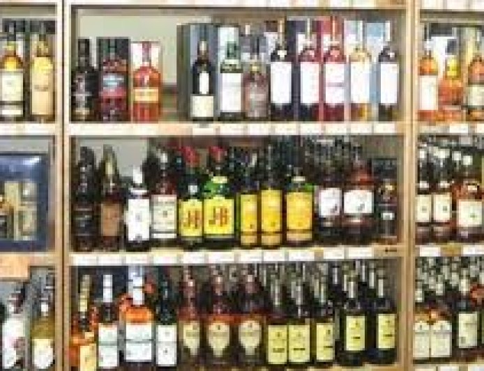 हिमाचल में महंगी हुई शराब