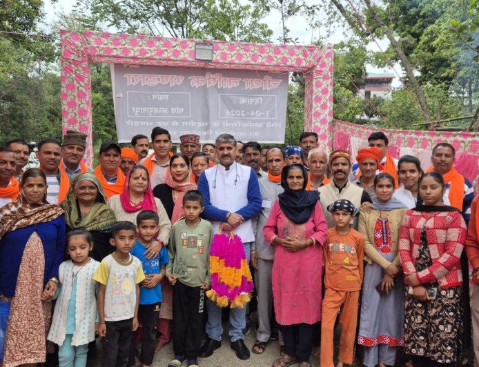 विधायक पवन काजल ने अब्दुल्लापुर पंचायत में नवनिर्मित शनि देव मंदिर का किया लोकार्पण 