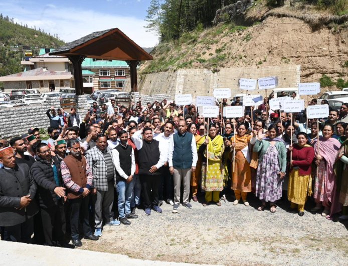 जयराम का कांग्रेस पर वार, DGP विवाद पर CM से सवाल