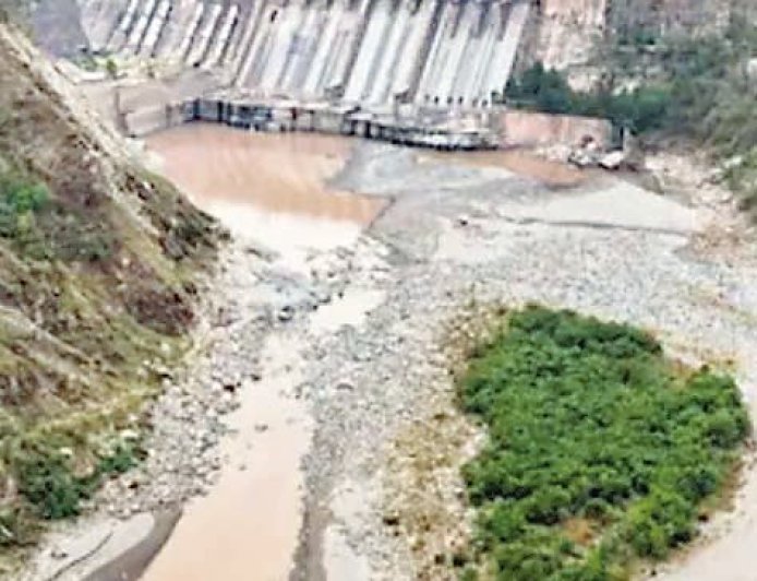 सिंधु के पानी को गिड़गिड़ाया पाक,  यूएन पहुंचा