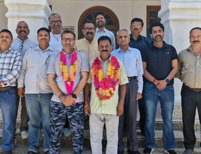 सुंदरनगर प्रेस क्लब में बड़ा बदलाव! बलविंद्र सोढ़ी बने प्रधान, नई टीम से बड़ी उम्मीदें