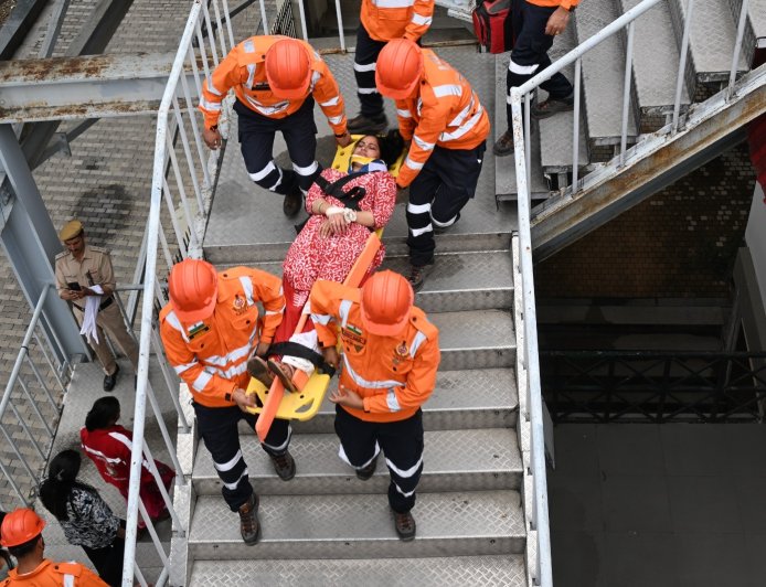 आईपीएल मैचों से पहले धर्मशाला स्टेडियम में हाई अलर्ट! ड्रोन थ्रेट को लेकर दूसरी मॉक ड्रिल