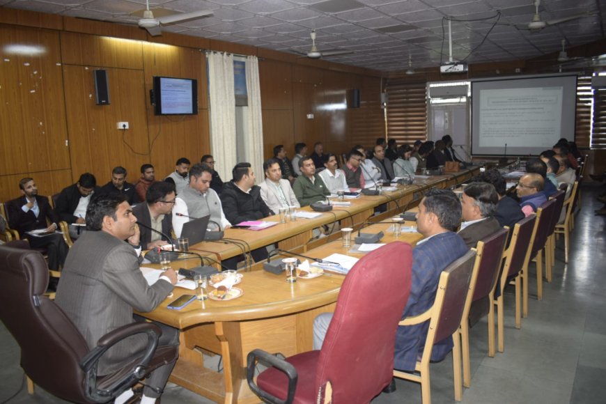 कांगड़ा में अवैध प्लाटिंग पर सख्ती! उपायुक्त हेमराज बैरवा ने दिए कड़े निर्देश