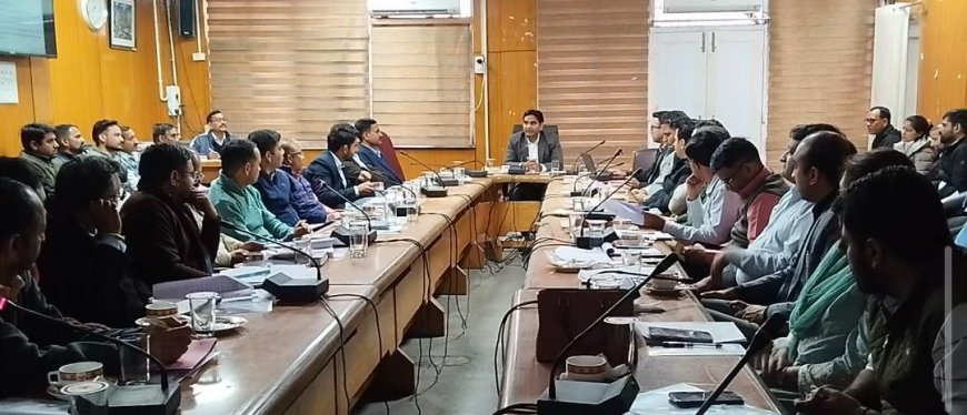 कांगड़ा में अवैध प्लाटिंग पर सख्ती! उपायुक्त हेमराज बैरवा ने दिए कड़े निर्देश