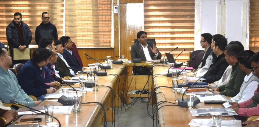 कांगड़ा में अवैध प्लाटिंग पर सख्ती! उपायुक्त हेमराज बैरवा ने दिए कड़े निर्देश