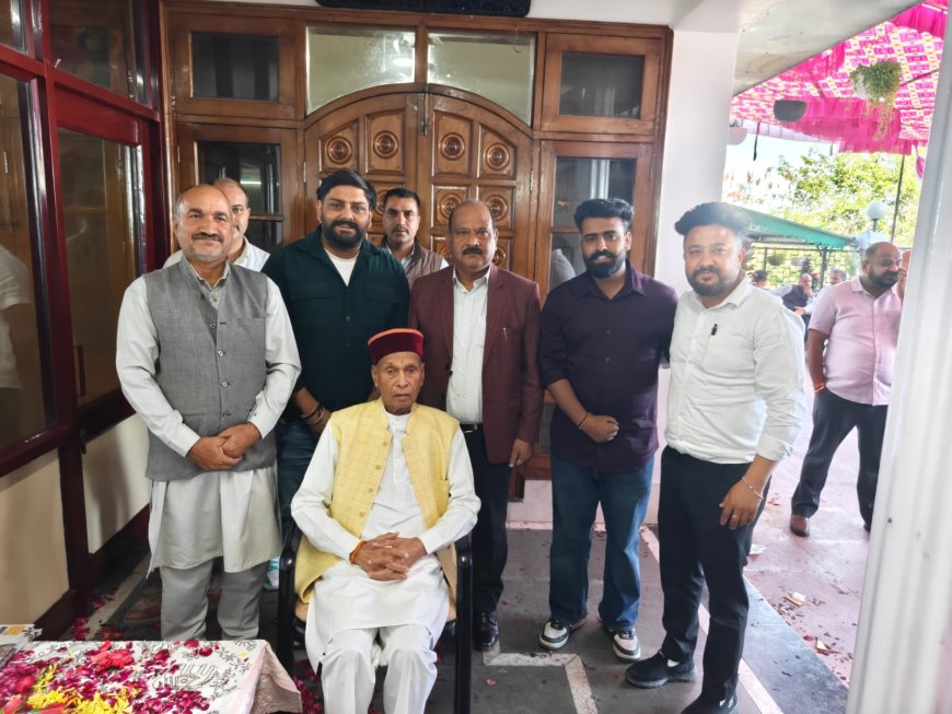 समीरपुर में धूमधाम से मनाया धूमल का जन्मदिन, भाजपा कार्यकर्ताओं ने दी शुभकामनाएं