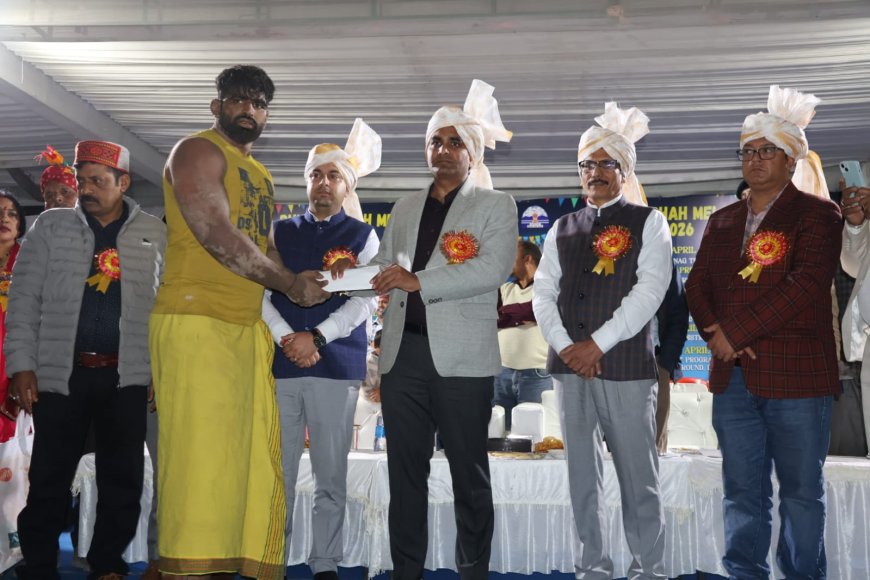 धुम्मू शाह मेले में छाए देश-विदेश के पहलवान! ईरान vs UP मुकाबला रहा बराबरी पर