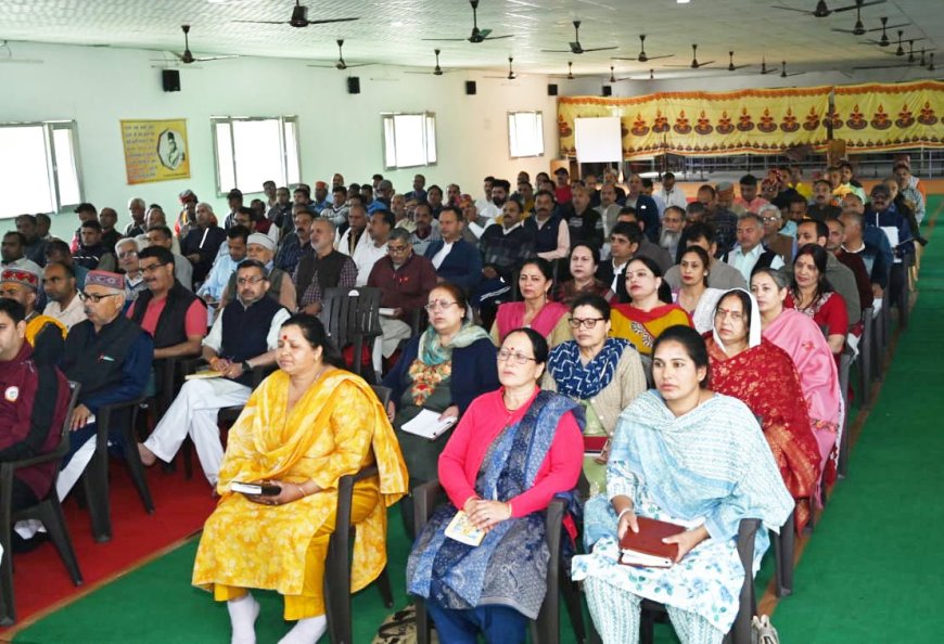 हमीरपुर में दो  दिवसीय कार्यशाला, 150 कार्यकर्ता जुटे