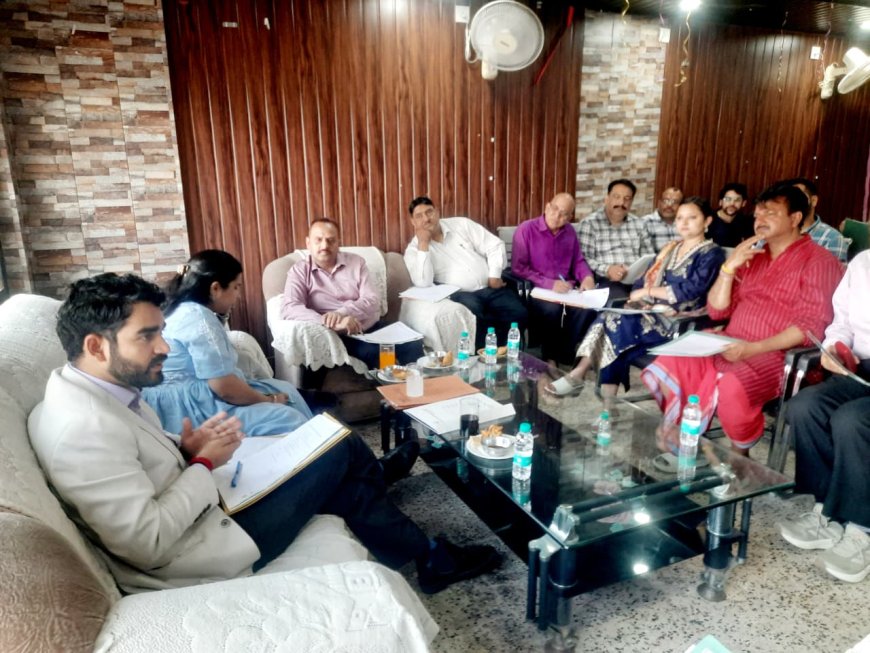 वज्रेश्वरी मंदिर में बड़ा फैसला, घाट पर होंगी नई दुकानें