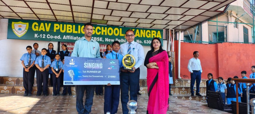 कांगड़ा के नन्हे गायक ललित वालिया ने मचाया धमाल, ‘खिताब ए स्वर’ में बने रनर-अप 🎤