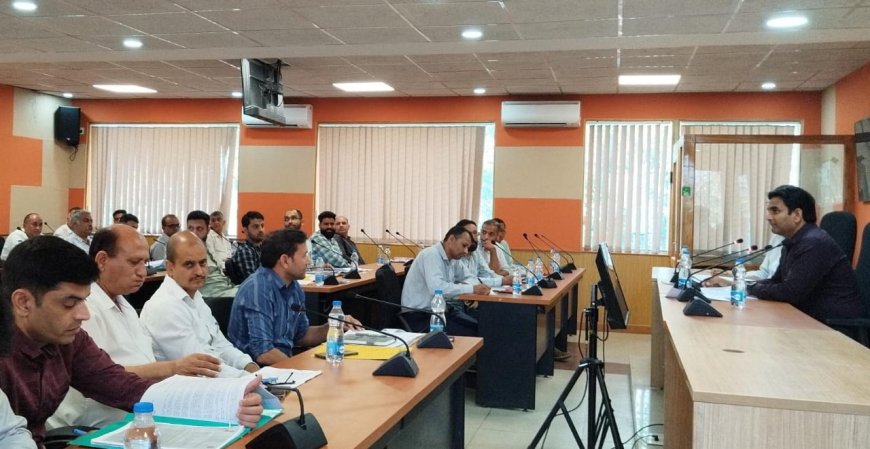 कांगड़ा में FCA मामलों पर सख्ती, DC के सख्त निर्देश