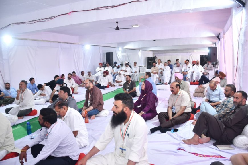 कांगड़ा में बघेल का संदेश: कार्यकर्ता बनें ताकत