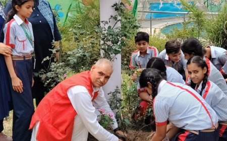 मोबाइल छोड़ योग अपनाने की सीख! कांगड़ा के स्कूल में विद्यार्थियों ने लिया संस्कारवान बनने का संकल्प