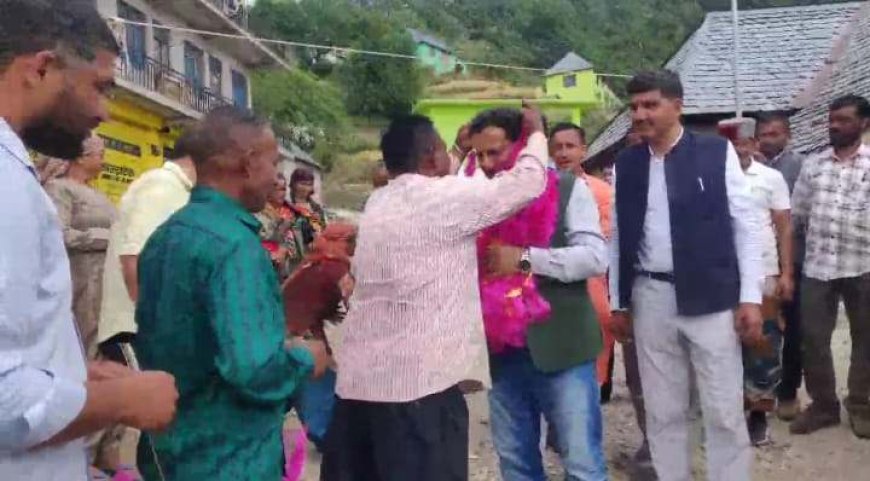 कांग्रेस से नाराज जनता, भाजपा को मिल रहा भारी समर्थन: जमवाल