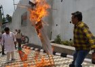 धर्मशाला नगर निगम में शपथ ग्रहण में देरी पर भाजपा का हल्ला बोल, मुख्यमंत्री और आयुक्त के पुतले फूंके
