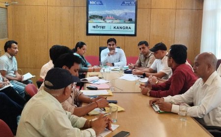 मानसून से पहले कांगड़ा प्रशासन अलर्ट, हर विभाग में होंगे नोडल अधिकारी; दुर्गम क्षेत्रों में राशन-दवाएं पहुंचाने के निर्देश