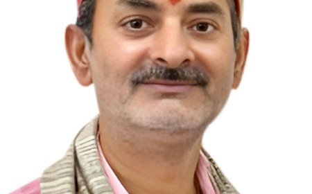 "बिना तथ्यों के राजनीति कर रहे स्थानीय विधायक", सड़क मुद्दे पर अजय वर्मा का पलटवार