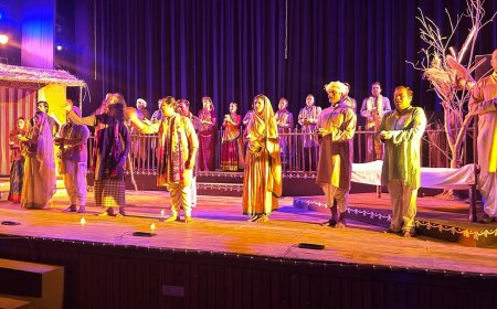 बाबूजी’ ने जीत लिया धर्मशाला का दिल! कलाकारों के संघर्ष और समर्पण की कहानी के साथ ‘हिम रंग षष्ठी’ नाट्योत्सव का भव्य समापन