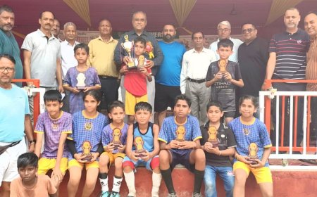 जमानाबाद मिंजर मेले में फुटबॉल का रोमांच, स्टार नाइट का बढ़ा उत्साह