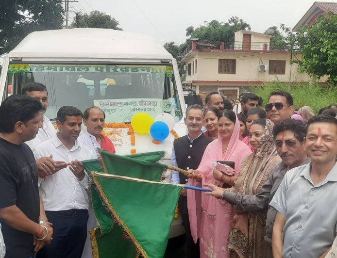 सहोड़ा पंचायत के वाशिंदों को मिली पहली बार बस की सुविधा : अजय वर्मा