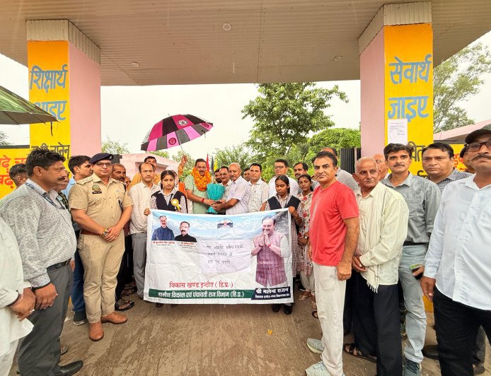 इंदौरा विधानसभा क्षेत्र की सभी 58 पंचायतों में चलाया पौधरोपण अभियान