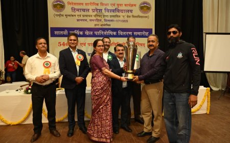 एचपीयू शिमला की ओवरऑल चैंपियनशिप ट्रॉफी पर डीएवी कॉलेज कांगड़ा ने किया कब्ज़ा