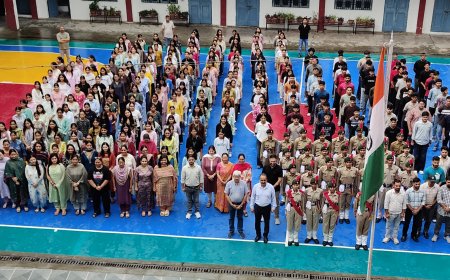 एमसीएम डीएवी कॉलेज कांगड़ा में देशभक्ति के रंग में रंगा 80वां स्वतंत्रता दिवस समारोह