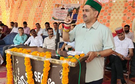 शाहपुर में BPL परिवारों से संवाद, योजनाओं पर जोर