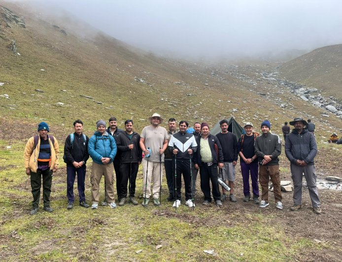 14 किलोमीटर ट्रैक कर प्रशासनिक टीम पहुंची डाइनसर, अर्ली वार्निंग सिस्टम लगाने की तैयारी